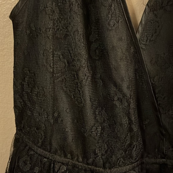 Vintage Louis Verdad Black Lace Ballerina Deep V-neck Dress S - Picture 4 of 12